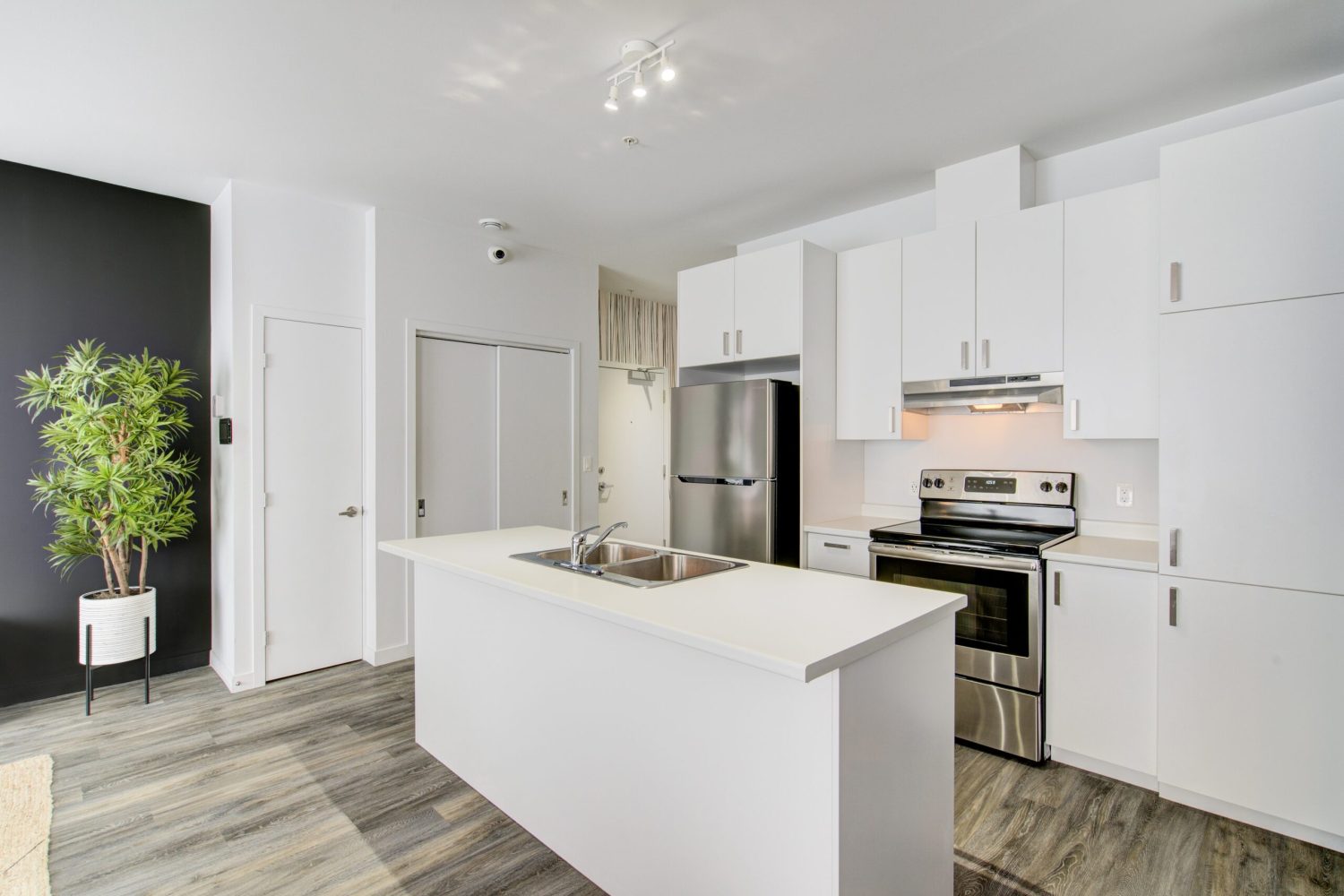 103-150-rue-de-la-ma-onnerie-ch-teauguay-5