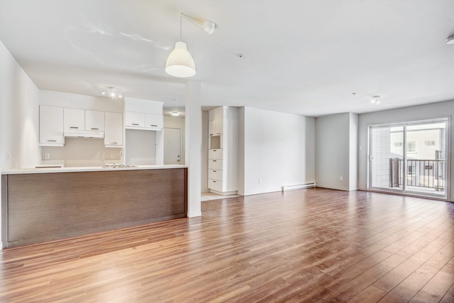 201-41-rue-saint-denis-ch-teauguay-13