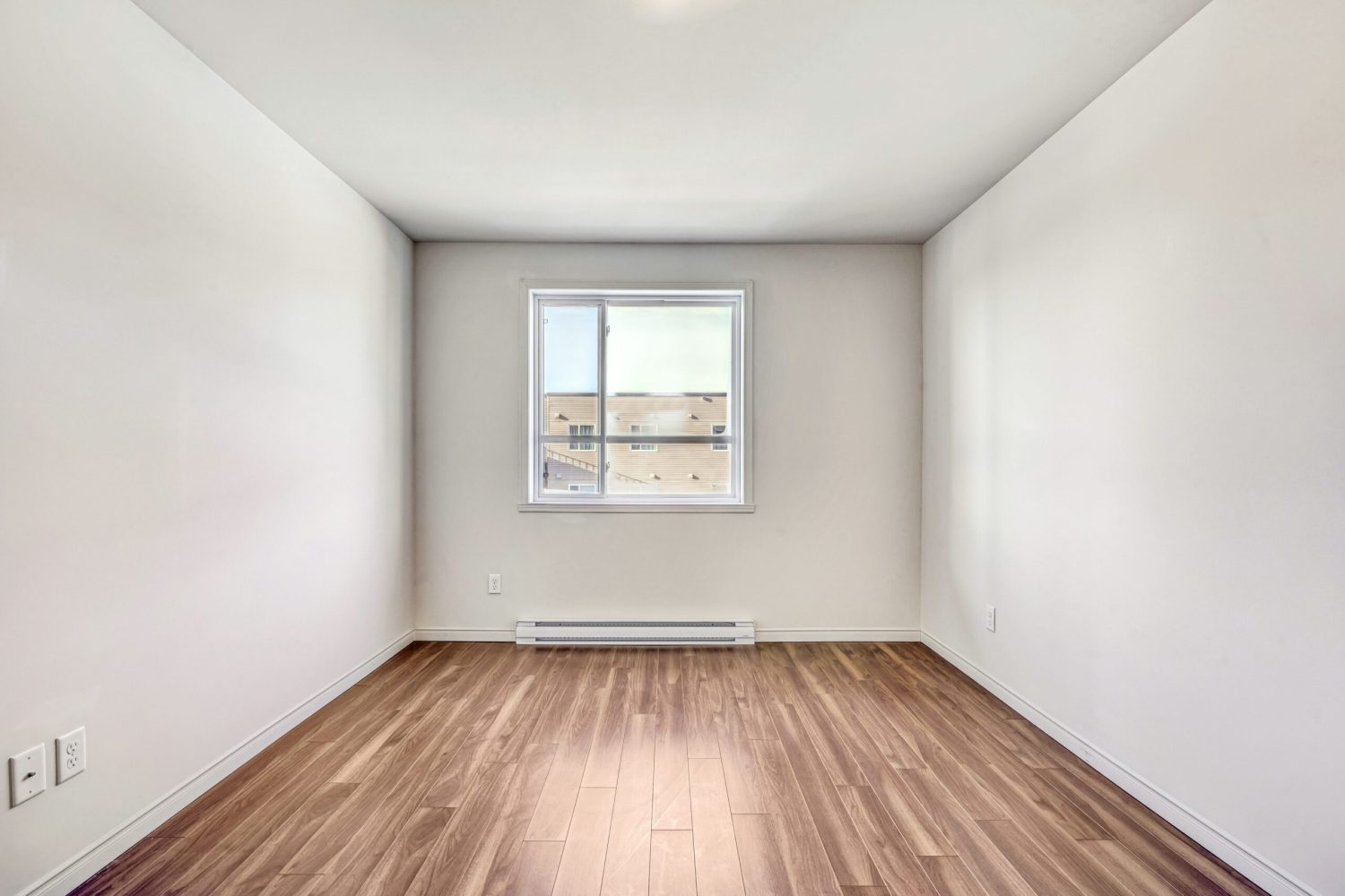 201-41-rue-saint-denis-ch-teauguay-17