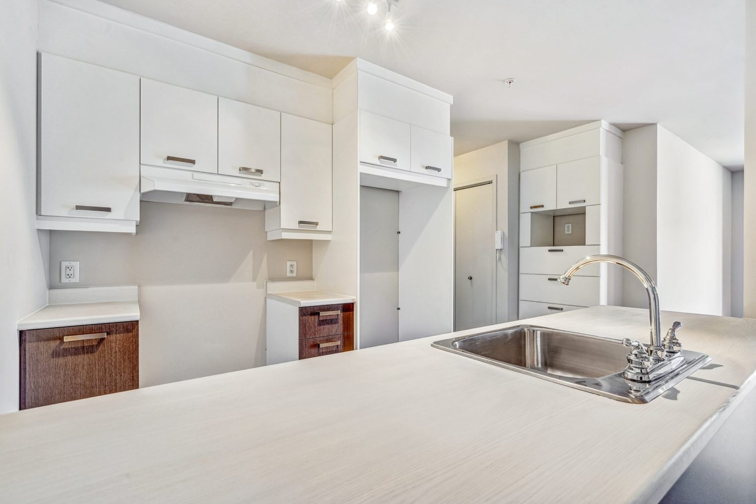 201-41-rue-saint-denis-ch-teauguay-7