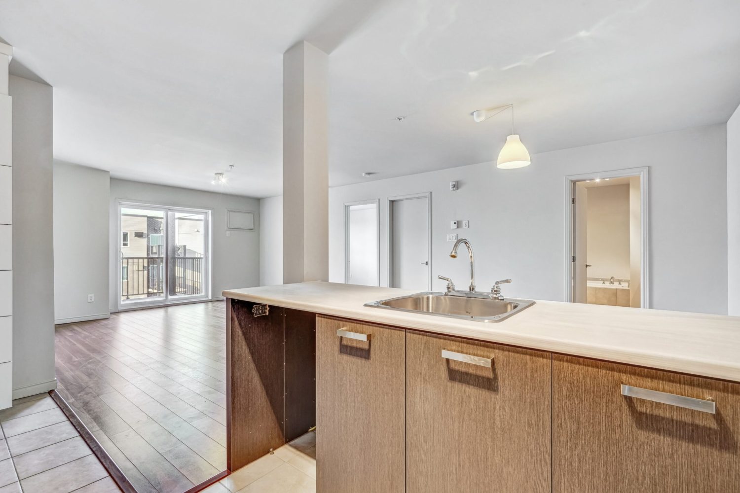 201-41-rue-saint-denis-ch-teauguay-8