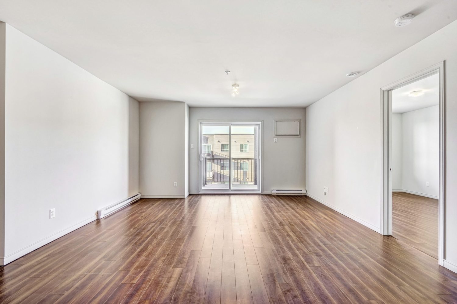 201-41-rue-saint-denis-ch-teauguay-9