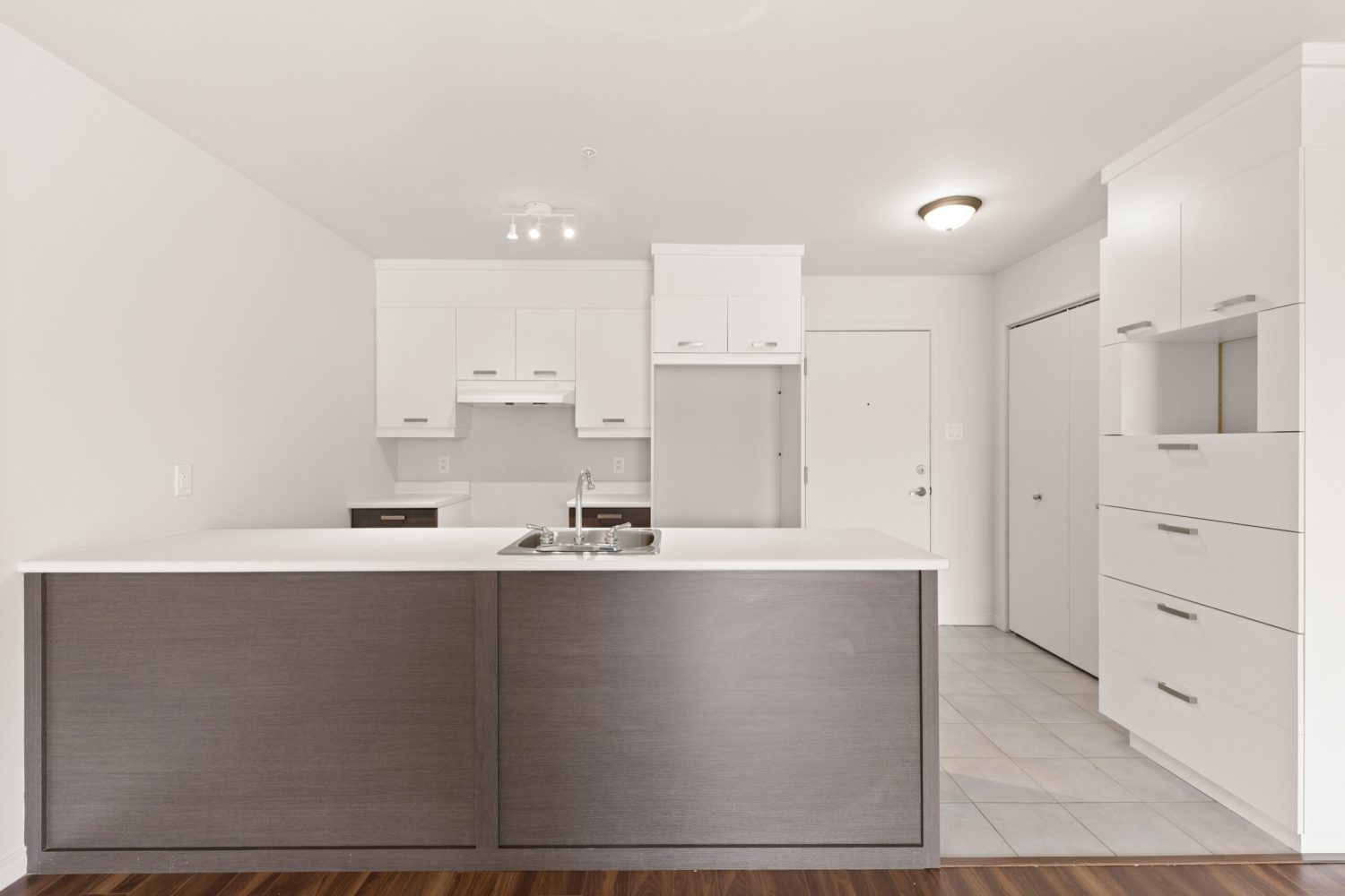 LUXImageSolution-Unite404-43RueSt-Denis-5